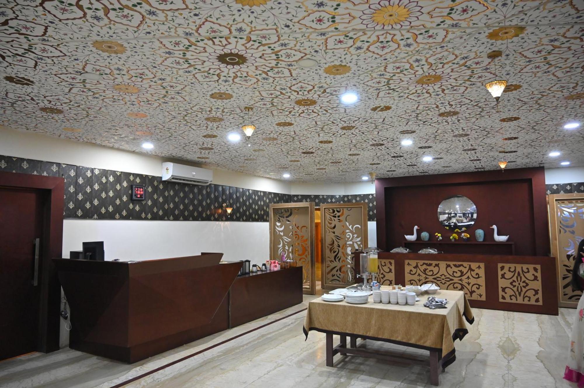 Orchha Club And Resort - Ocr Exterior photo