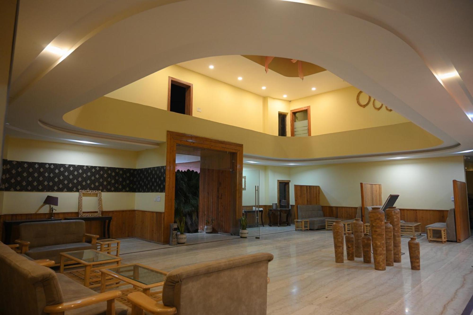 Orchha Club And Resort - Ocr Exterior photo