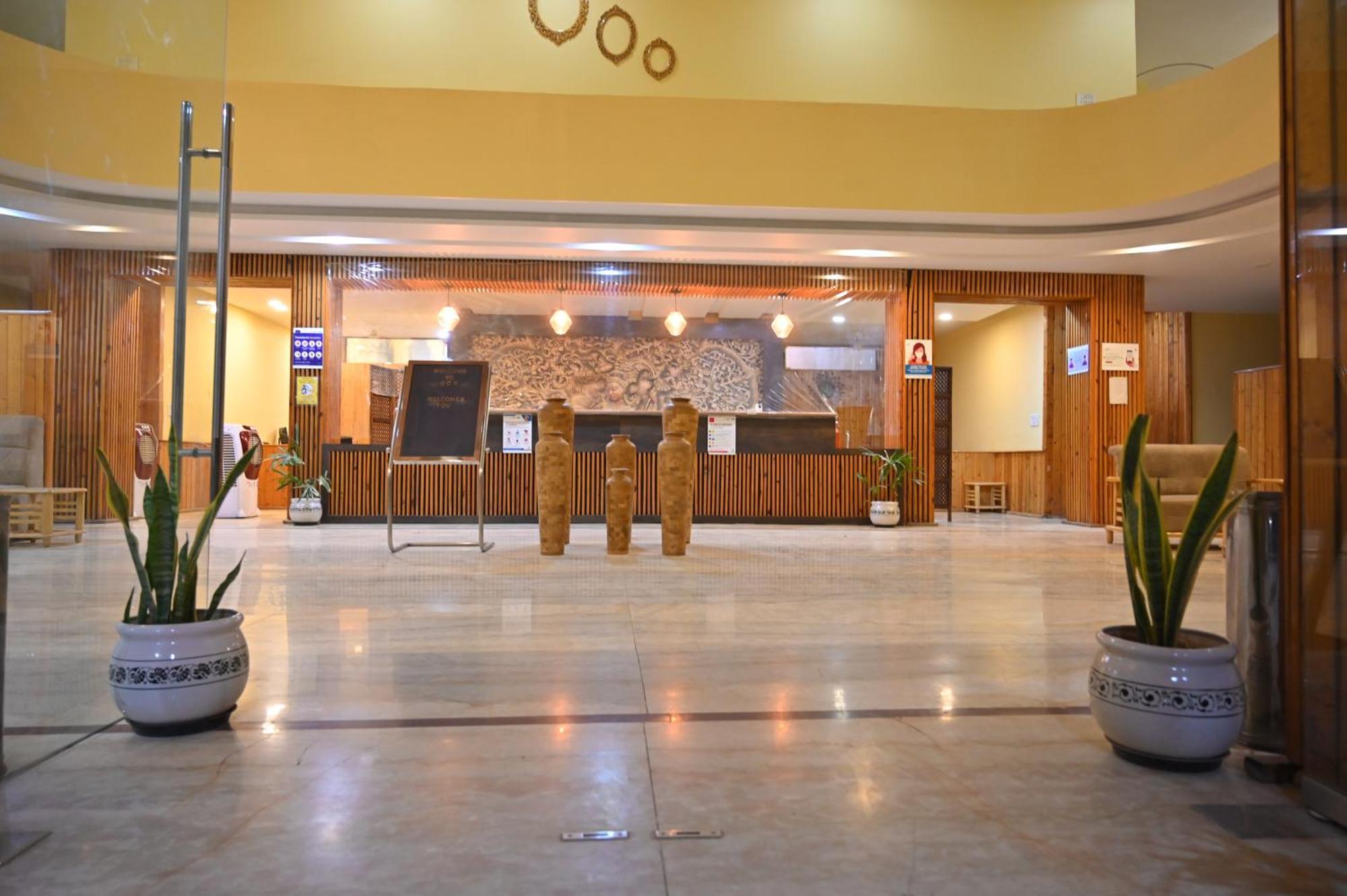 Orchha Club And Resort - Ocr Exterior photo