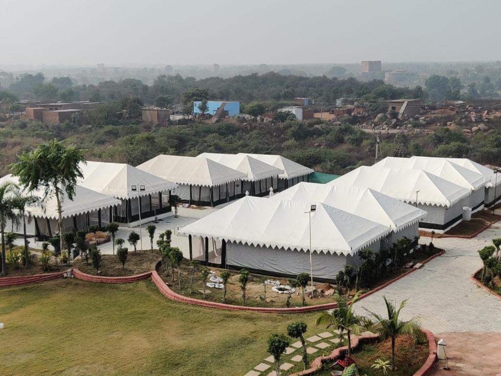 Orchha Club And Resort - Ocr Exterior photo