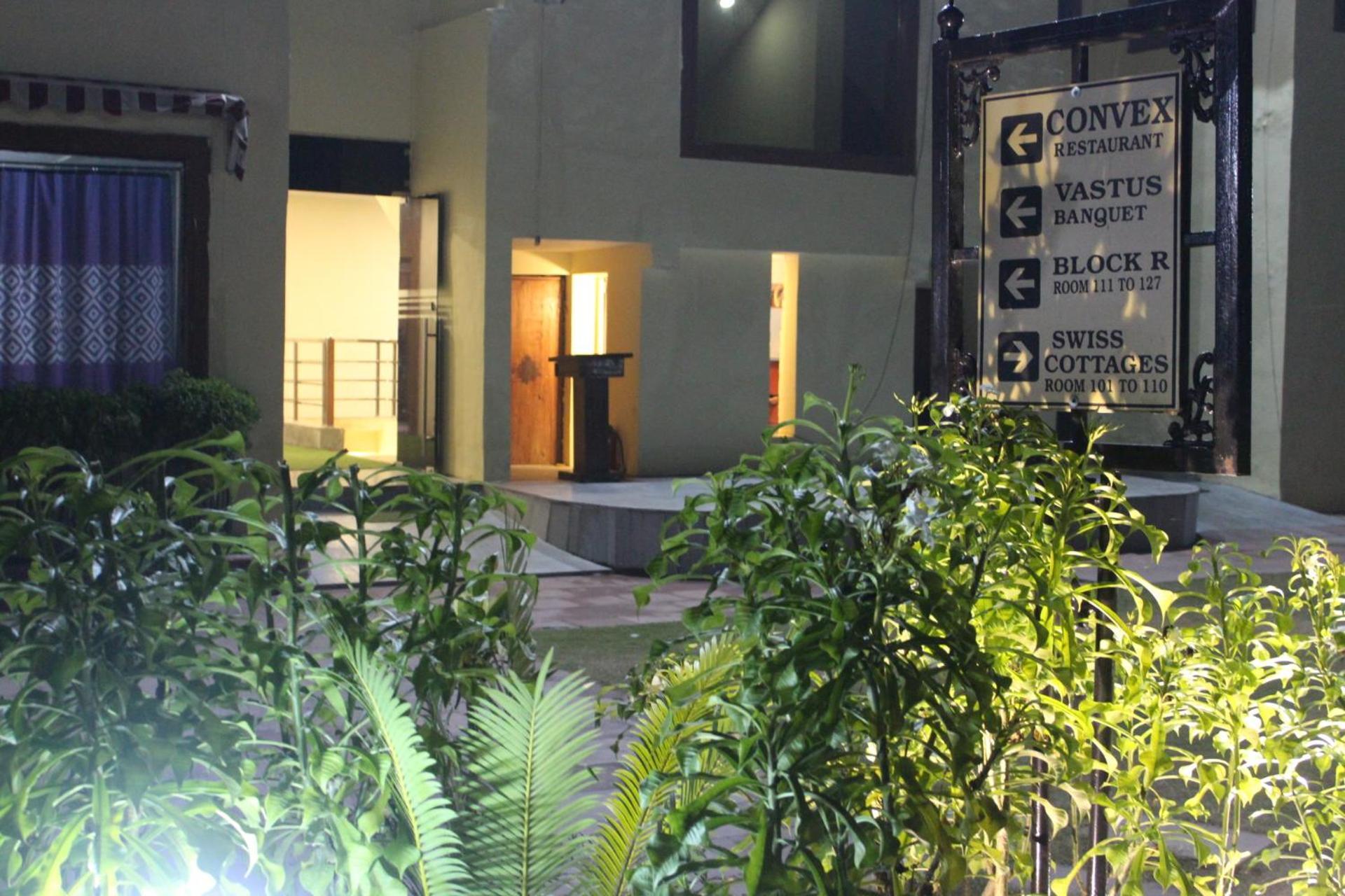 Orchha Club And Resort - Ocr Exterior photo